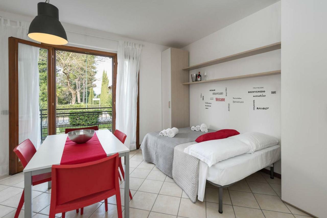Apartamento San Benedetto Di Lugana 2 Peschiera del Garda Exterior foto